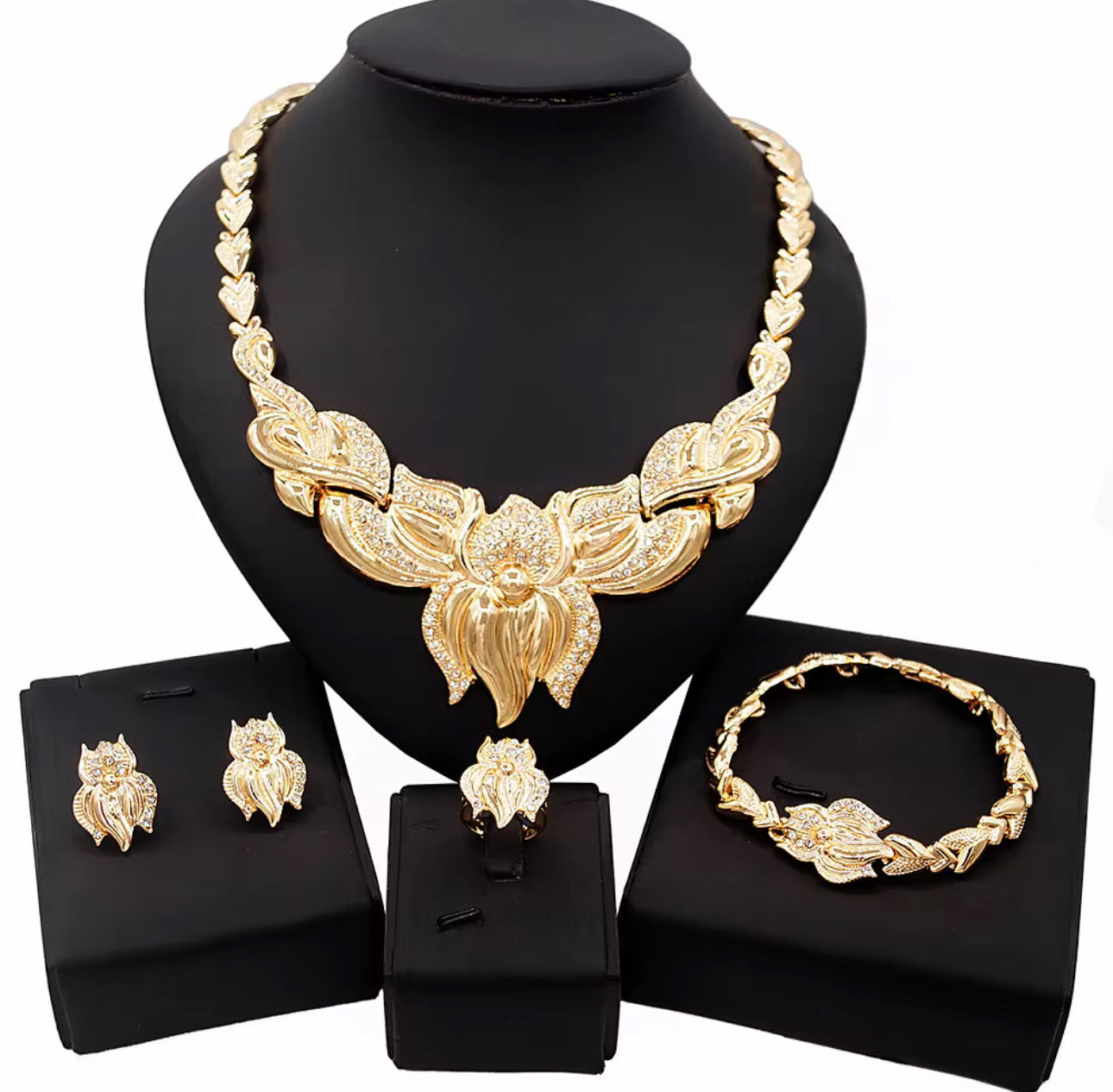 Fancy set 4 piece set